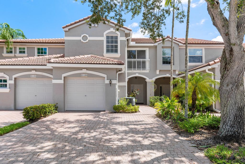 Photo of 21198 Via Eden, Boca Raton, FL 33433 (MLS # R11024024)