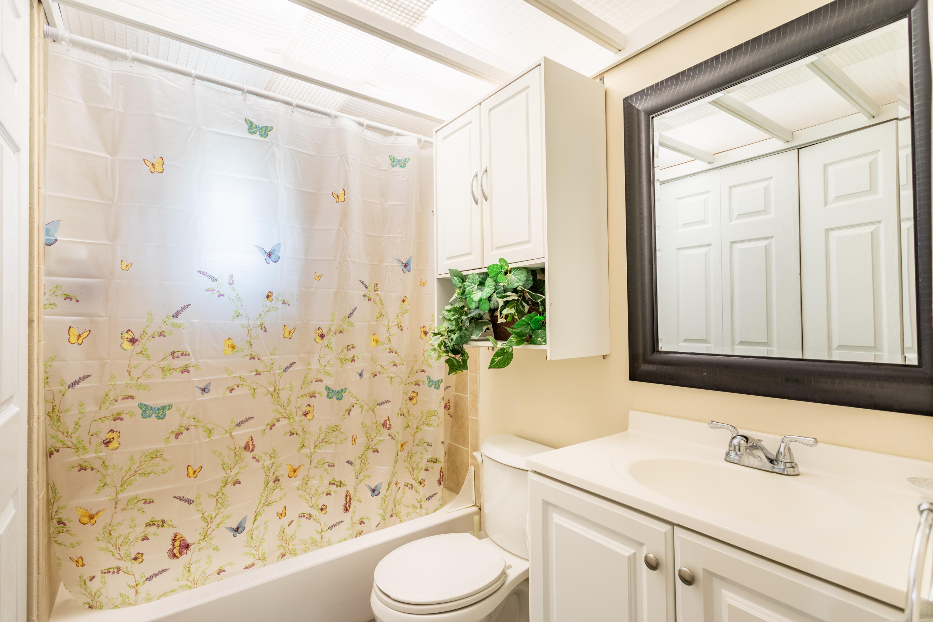 MAINLANDS OF TAMARAC LAKES UNIT 15 - Residential