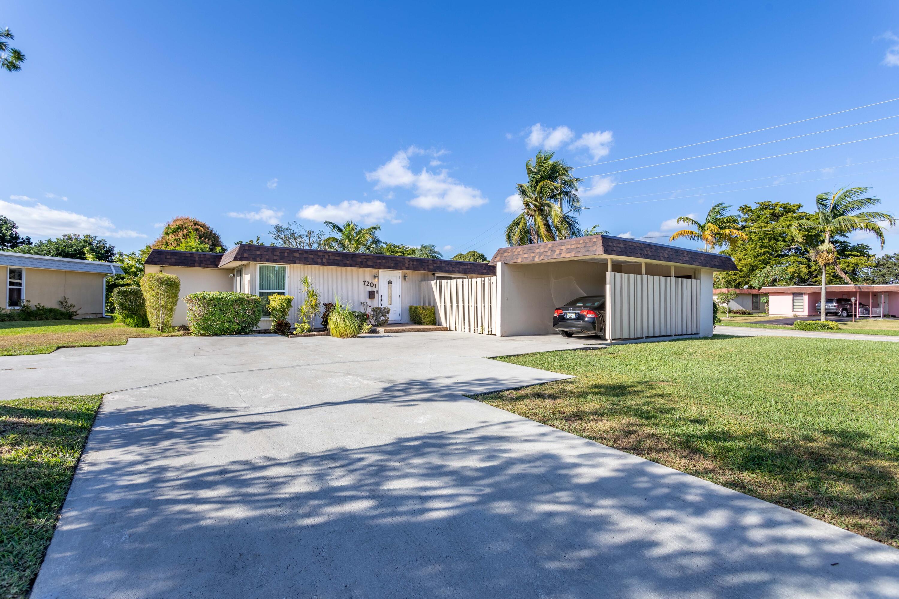 MAINLANDS OF TAMARAC LAKES UNIT 15 - Residential