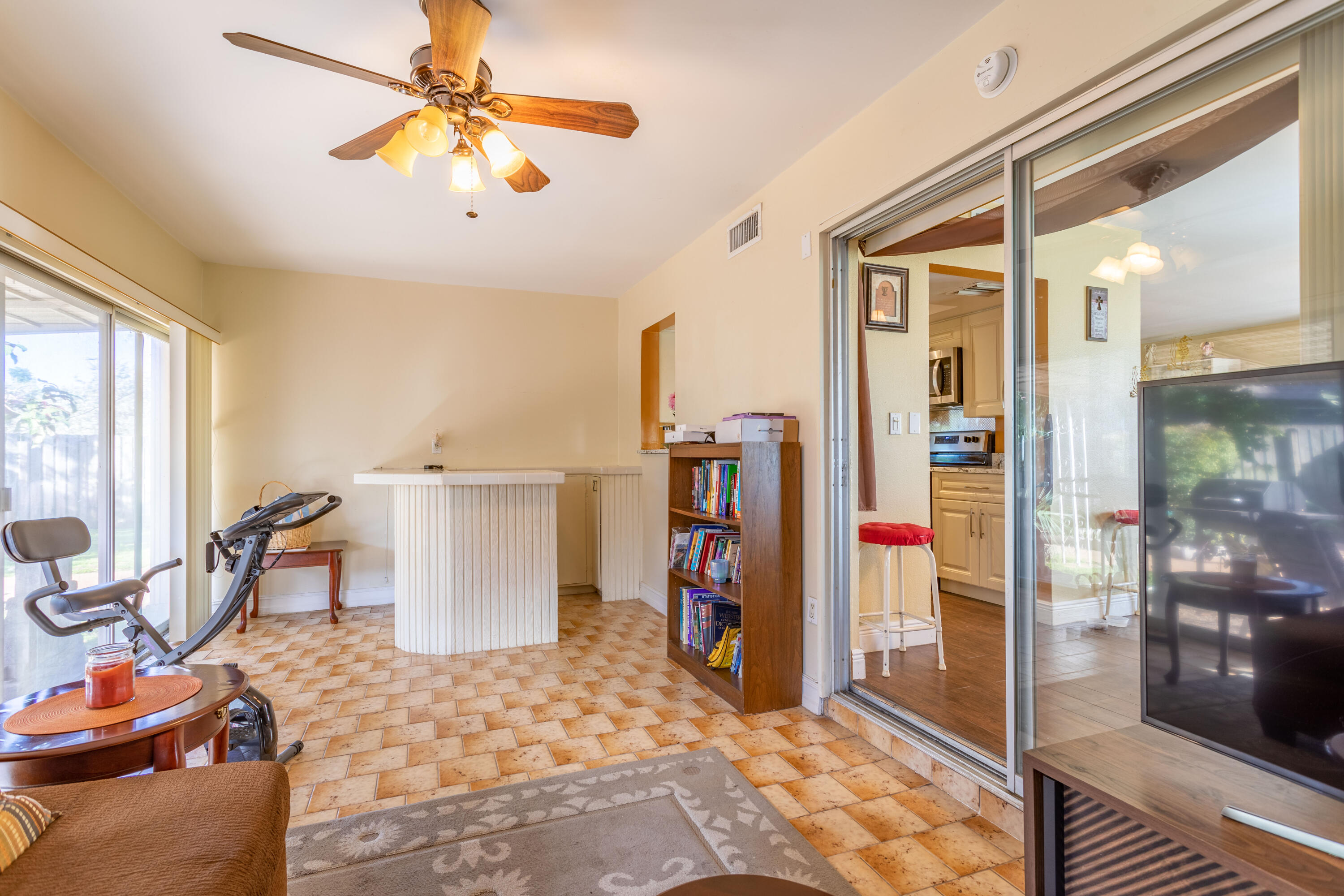 MAINLANDS OF TAMARAC LAKES UNIT 15 - Residential