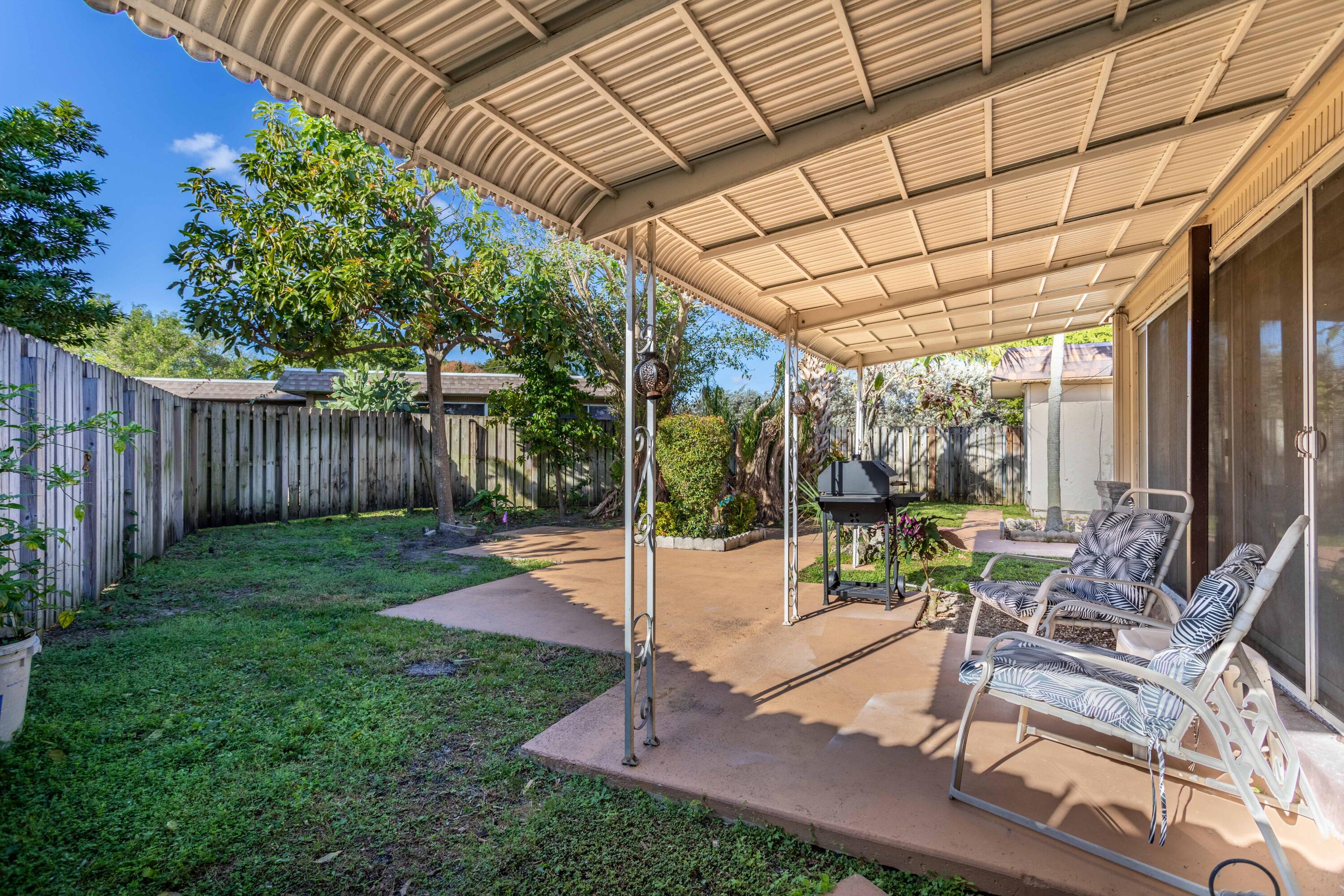 MAINLANDS OF TAMARAC LAKES UNIT 15 - Residential