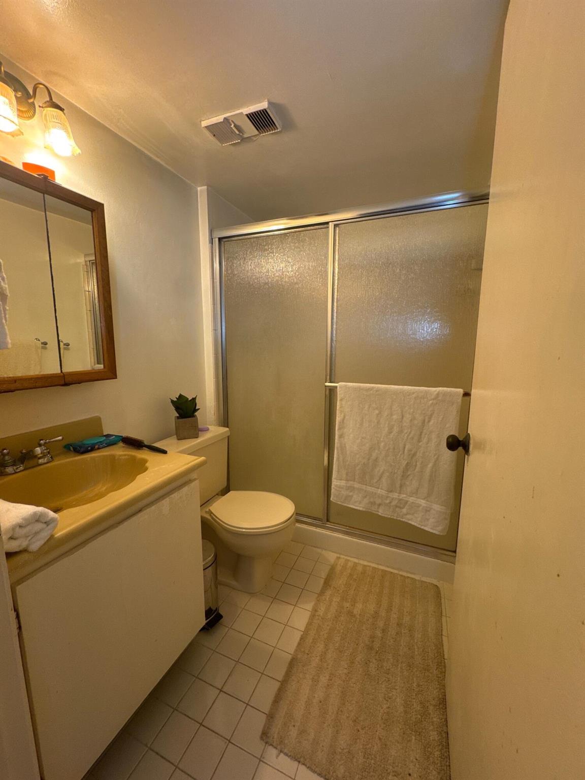 BOCA COVE CONDO - Residential