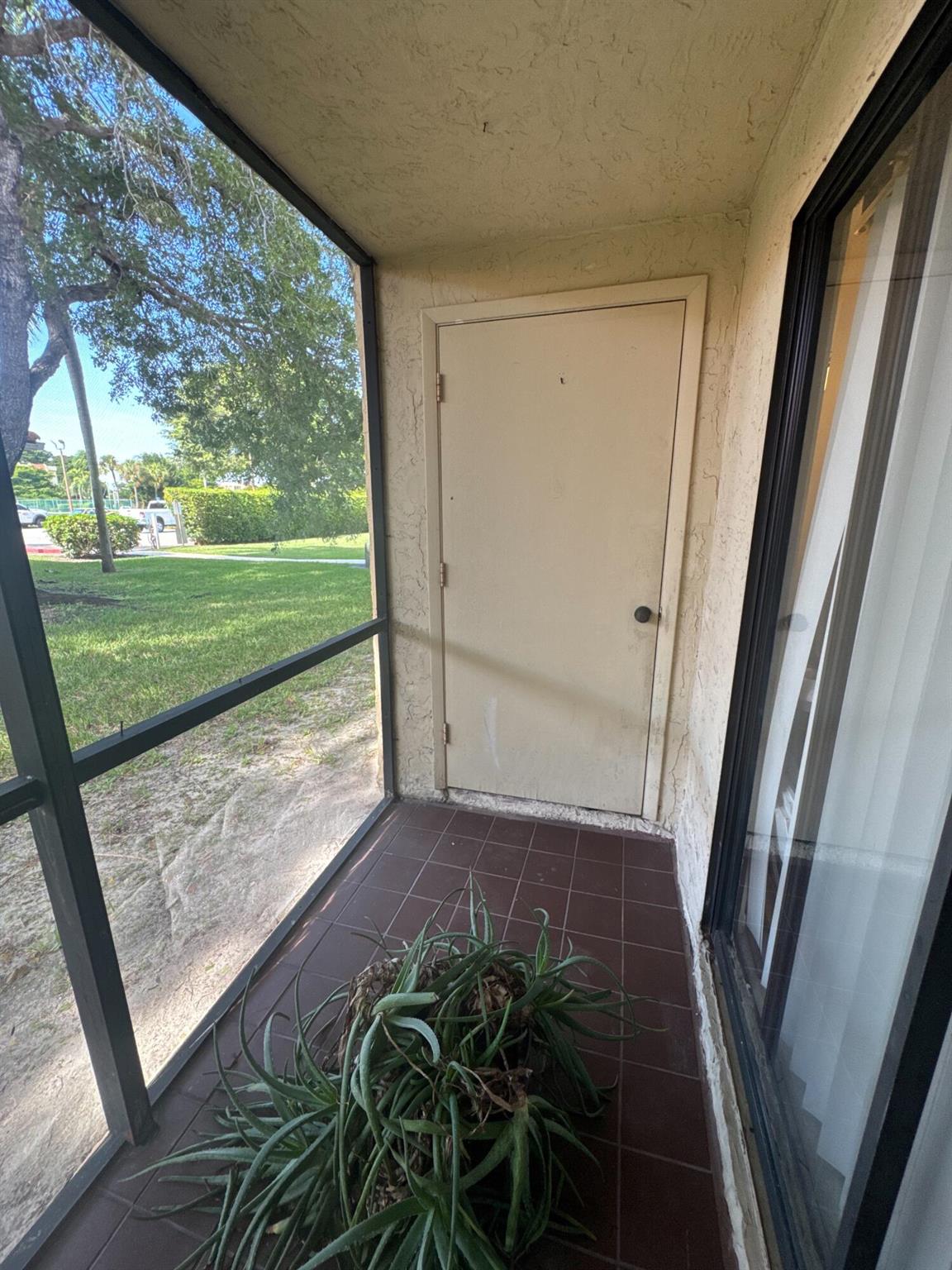 BOCA COVE CONDO - Residential