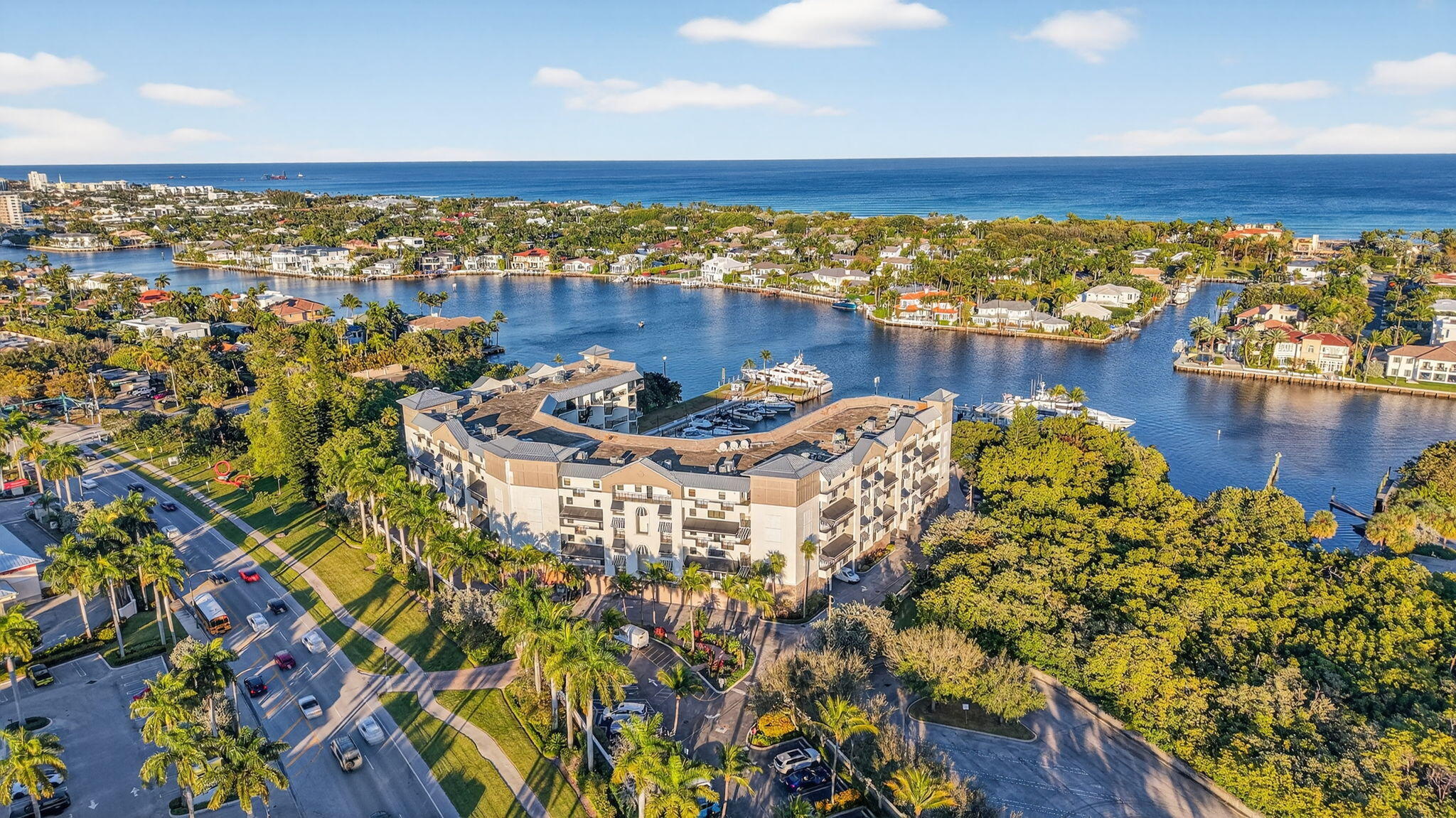 DELRAY HARBOR CLUB CONDO - Residential
