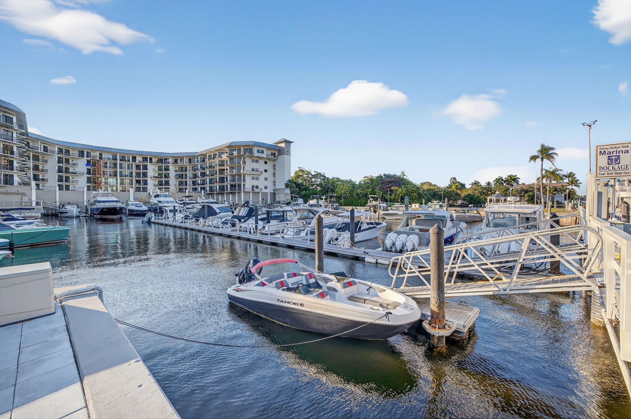 DELRAY HARBOR CLUB CONDO - Residential