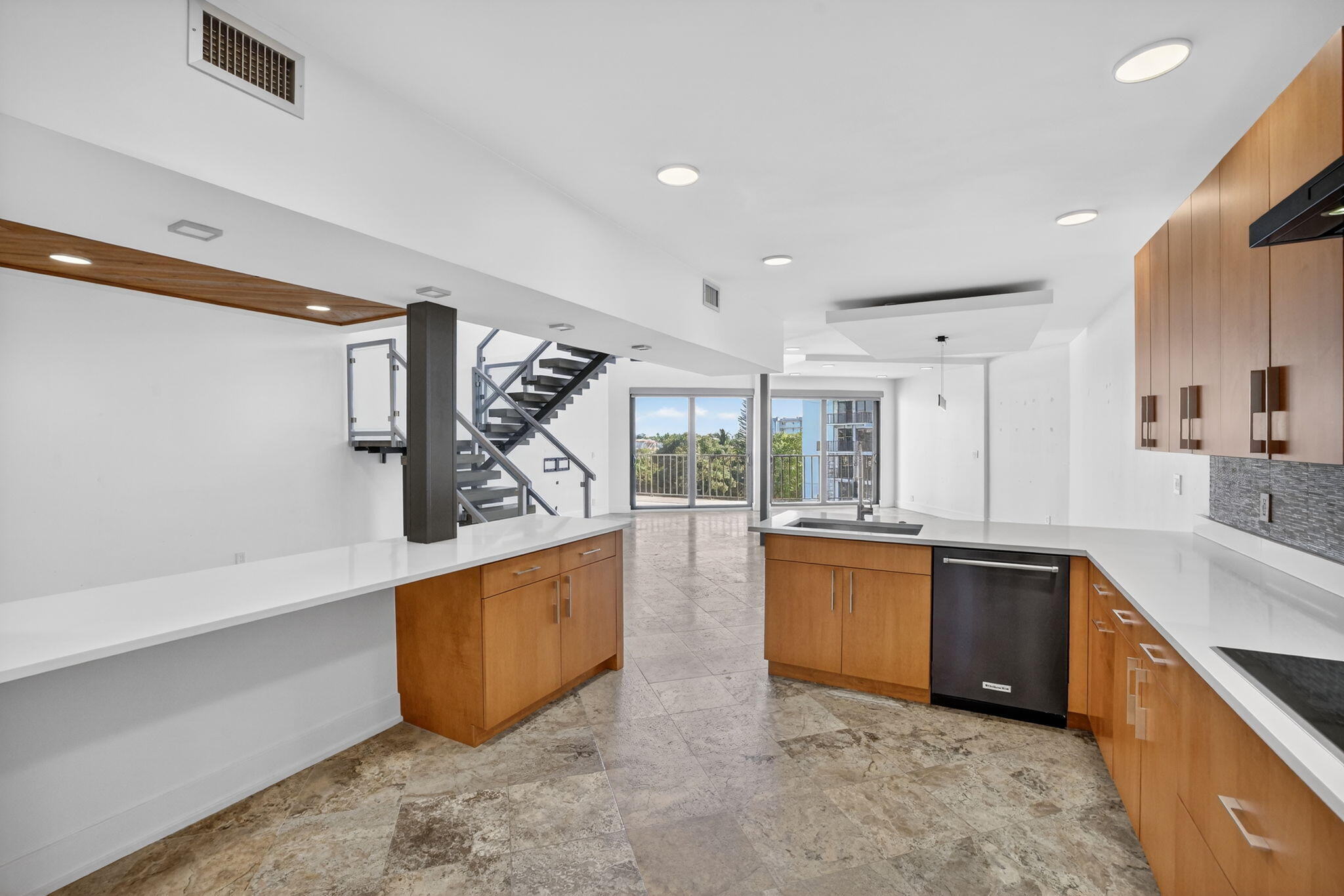 DELRAY HARBOR CLUB CONDO - Residential