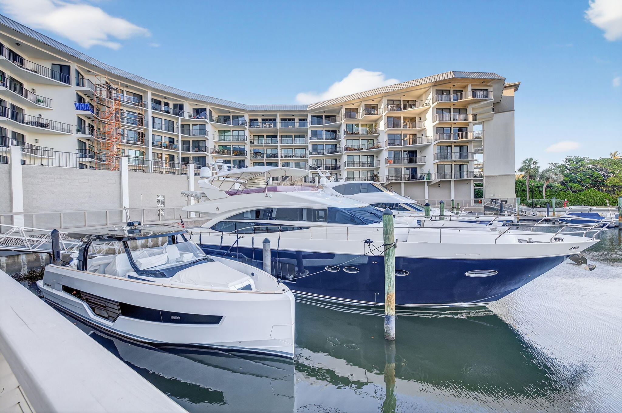 DELRAY HARBOR CLUB CONDO - Residential