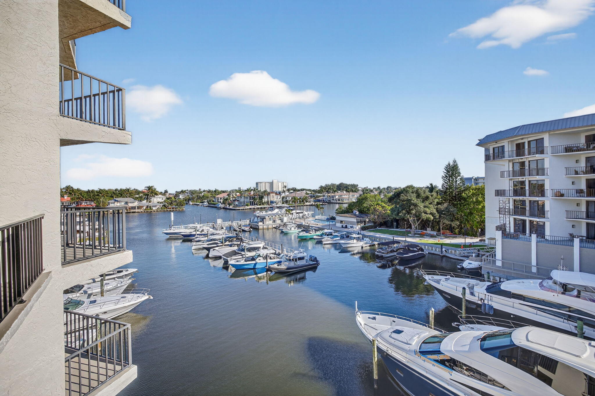 DELRAY HARBOR CLUB CONDO - Residential