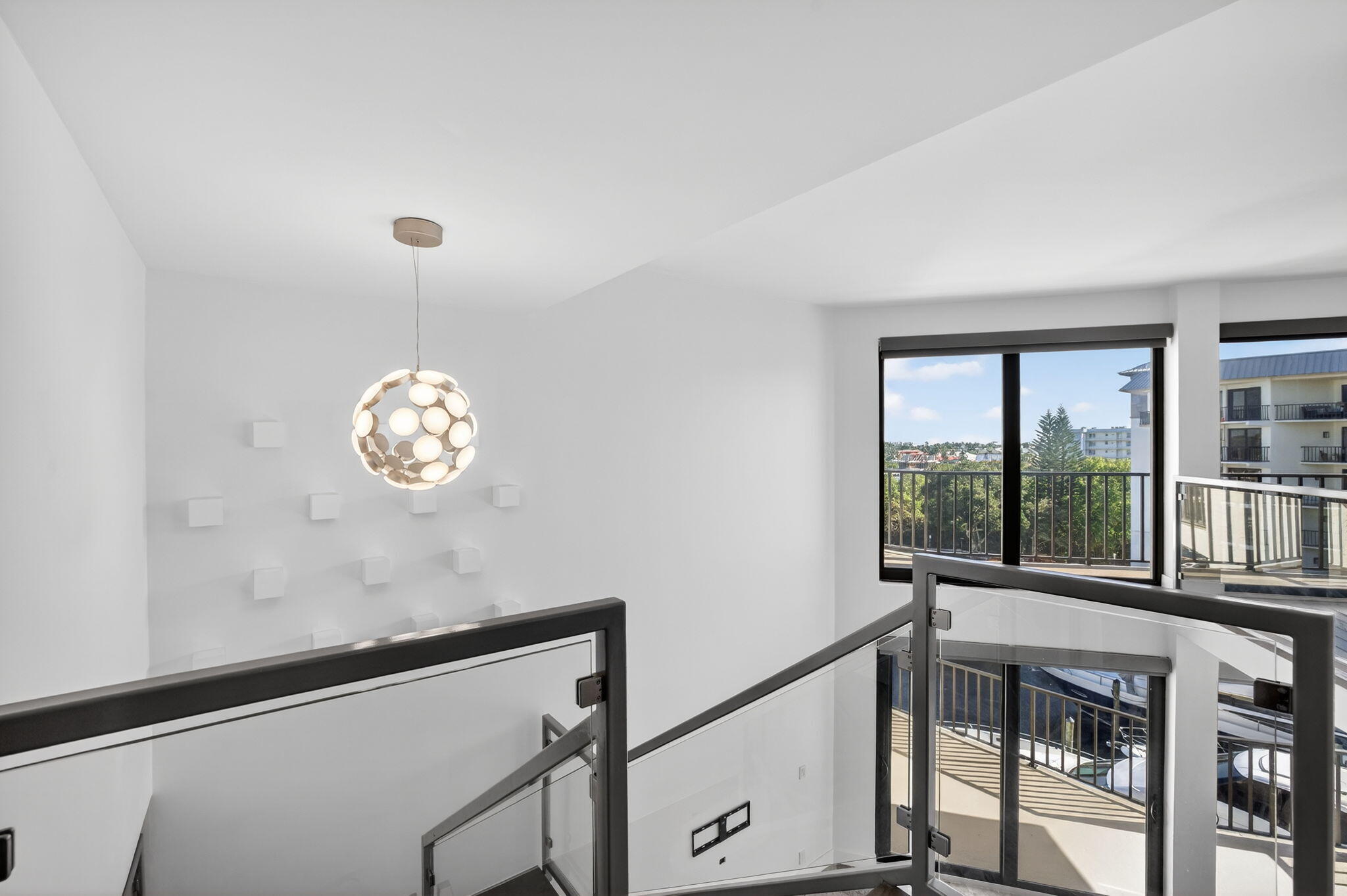 DELRAY HARBOR CLUB CONDO - Residential