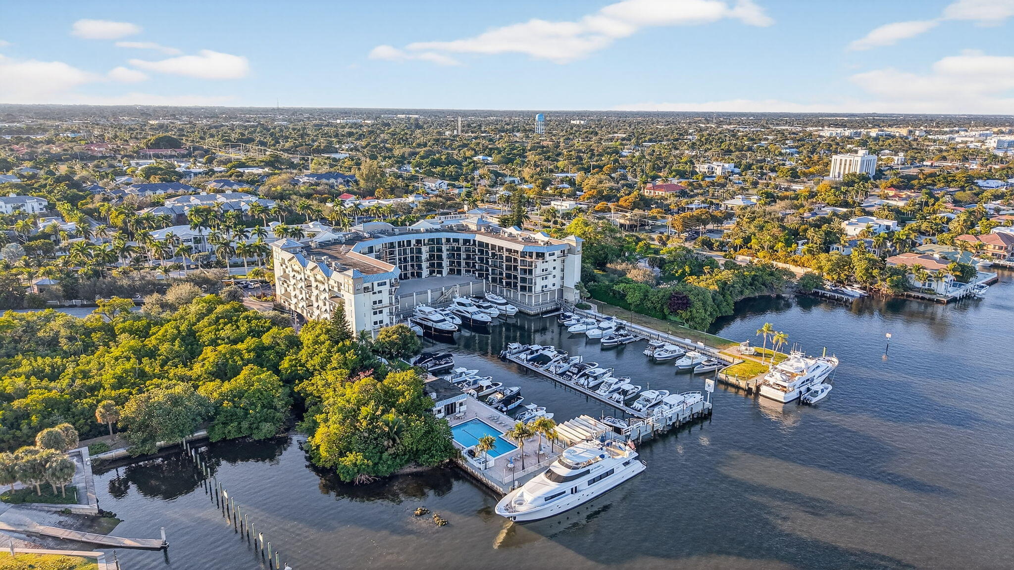 DELRAY HARBOR CLUB CONDO - Residential