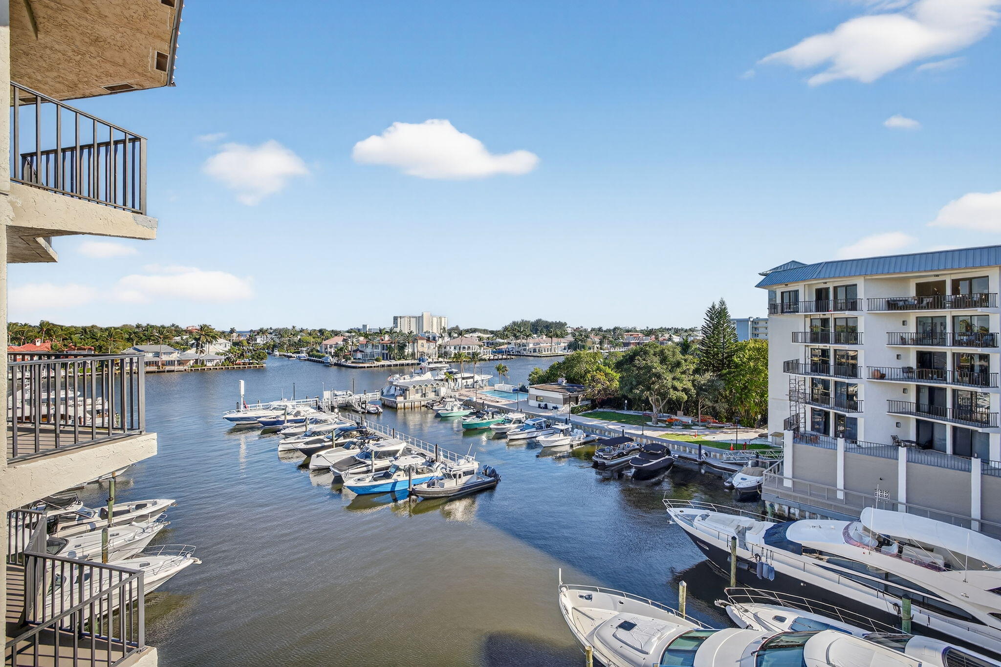 DELRAY HARBOR CLUB CONDO - Residential