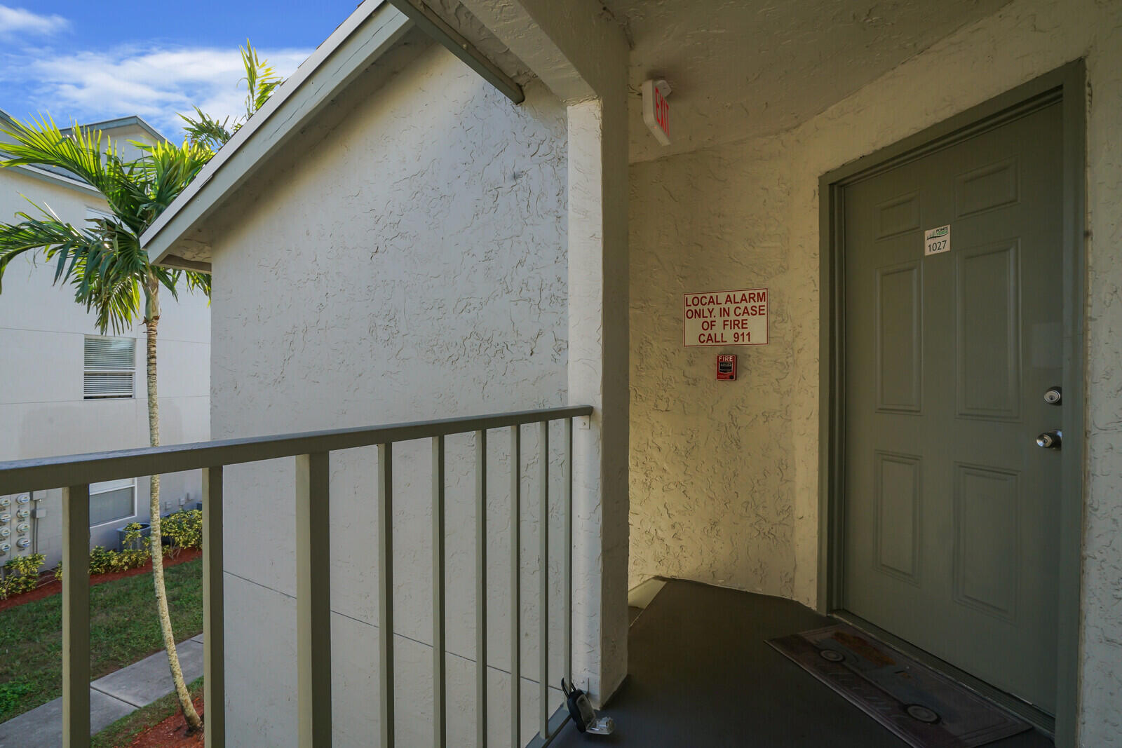 PONTE VERDE AT PALM BEACH LAKES CONDO - Residential Lease