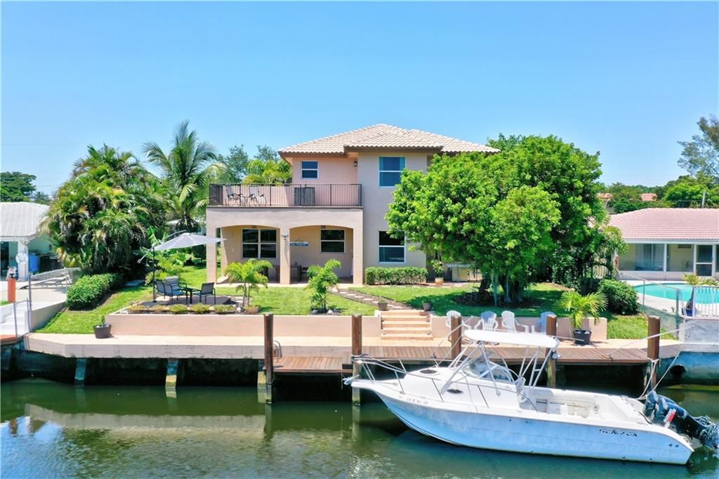 Photo of 198 SE 2nd Avenue, Pompano Beach, FL 33060 (MLS # F10381220)