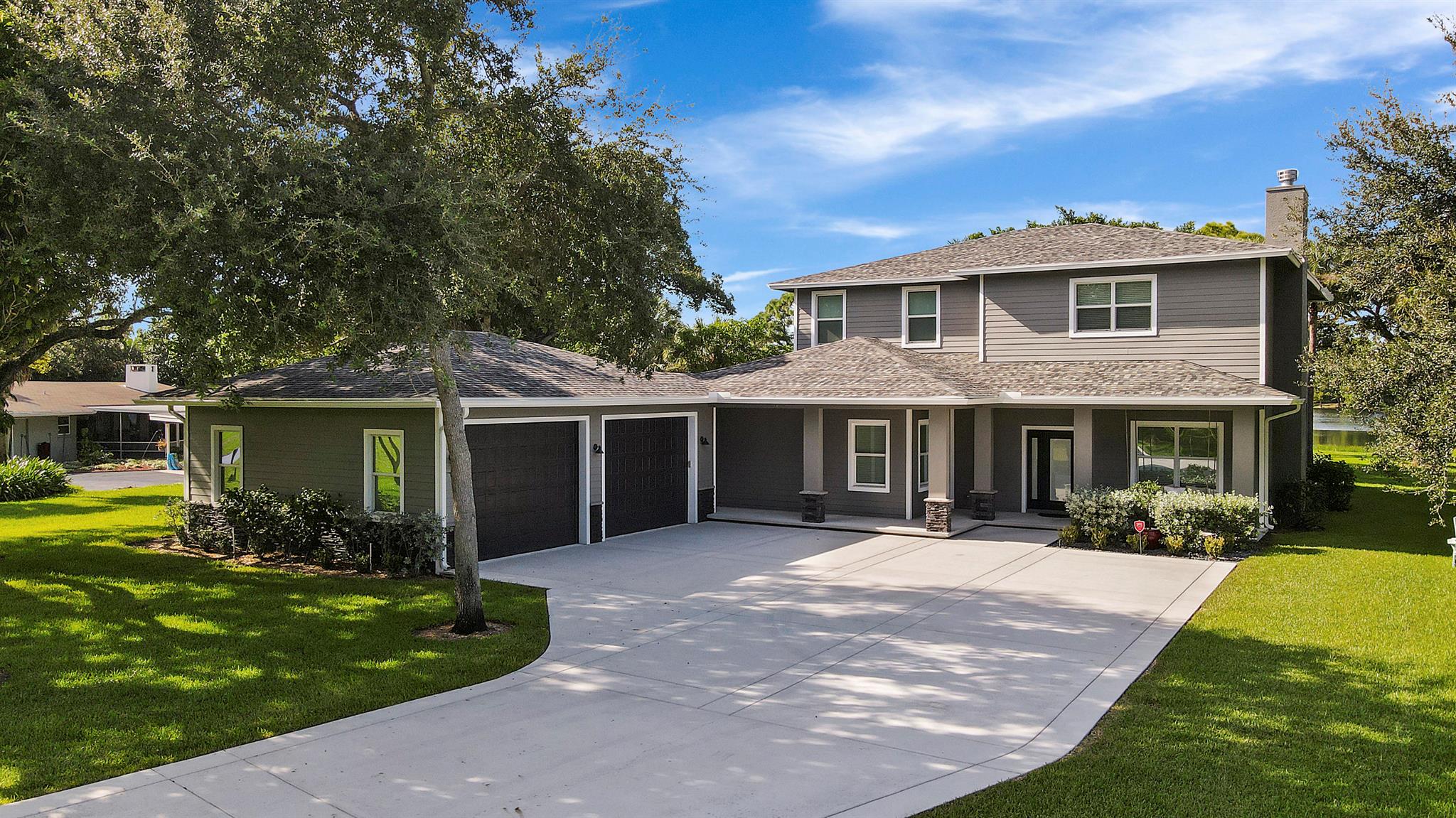 SQUARE LAKE - Residential