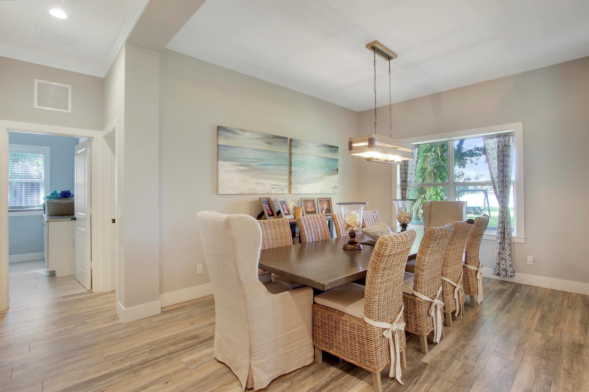 SQUARE LAKE - Residential