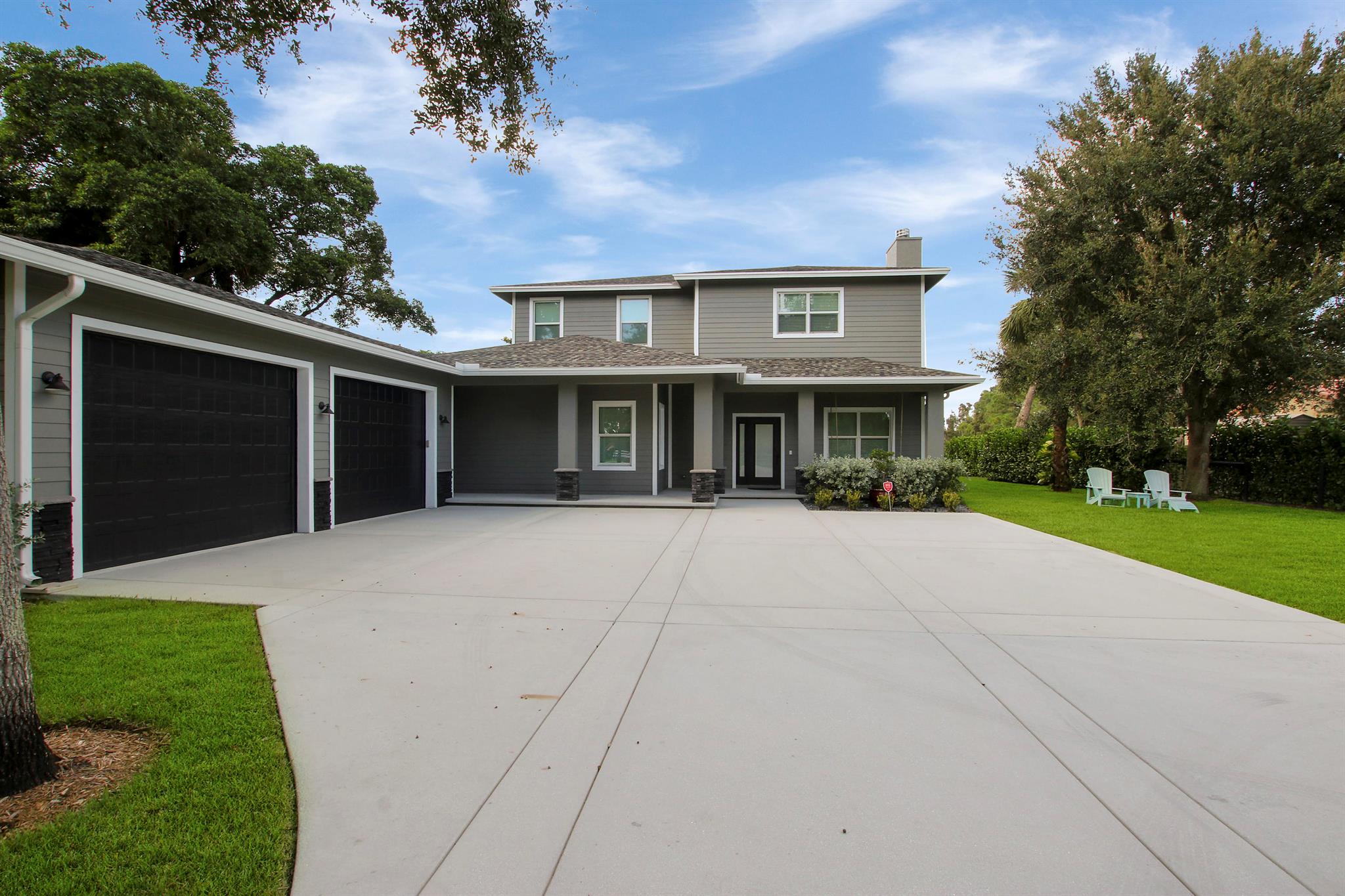 SQUARE LAKE - Residential