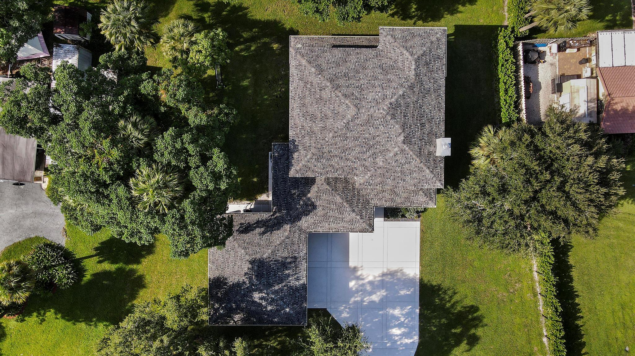 SQUARE LAKE - Residential