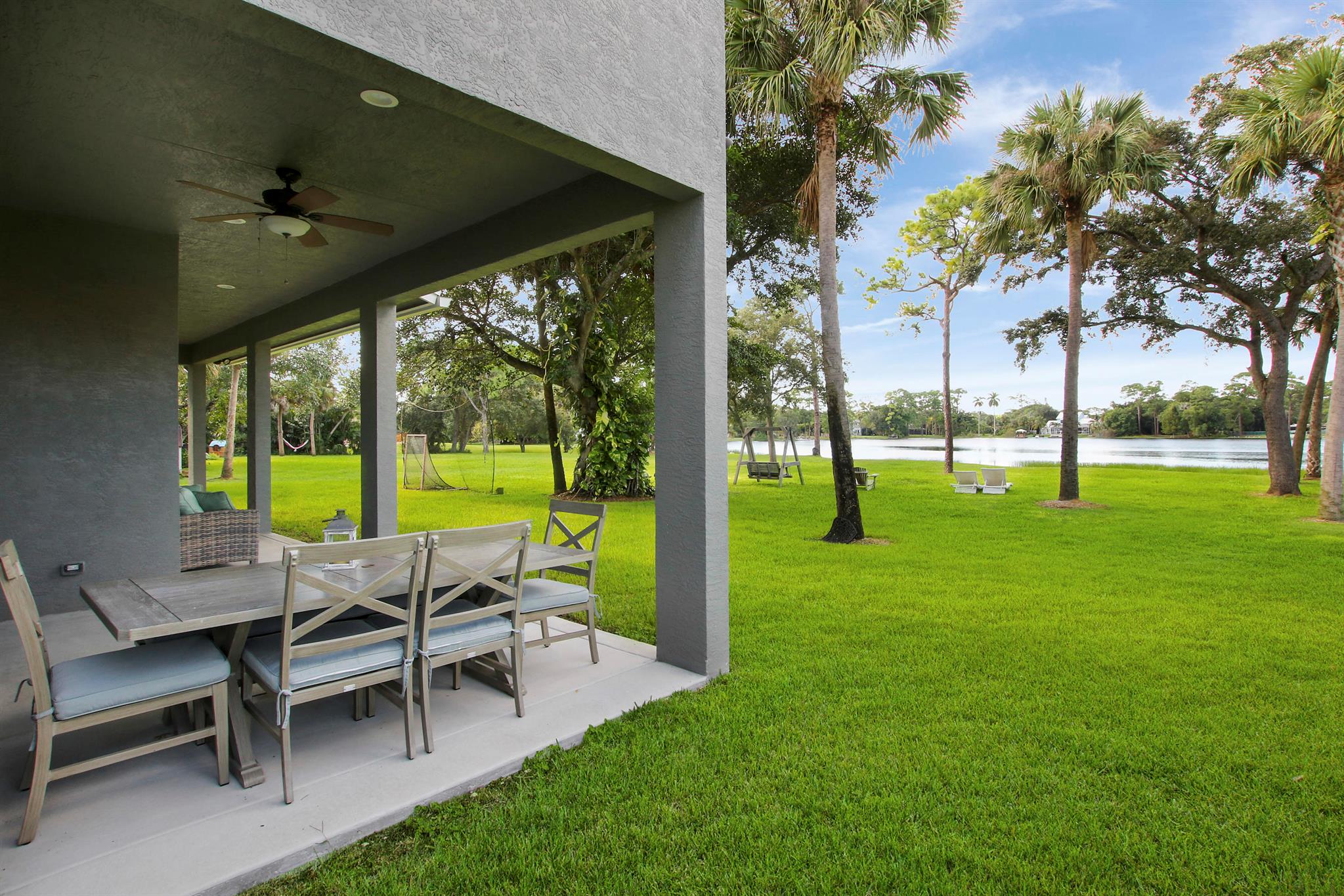 SQUARE LAKE - Residential