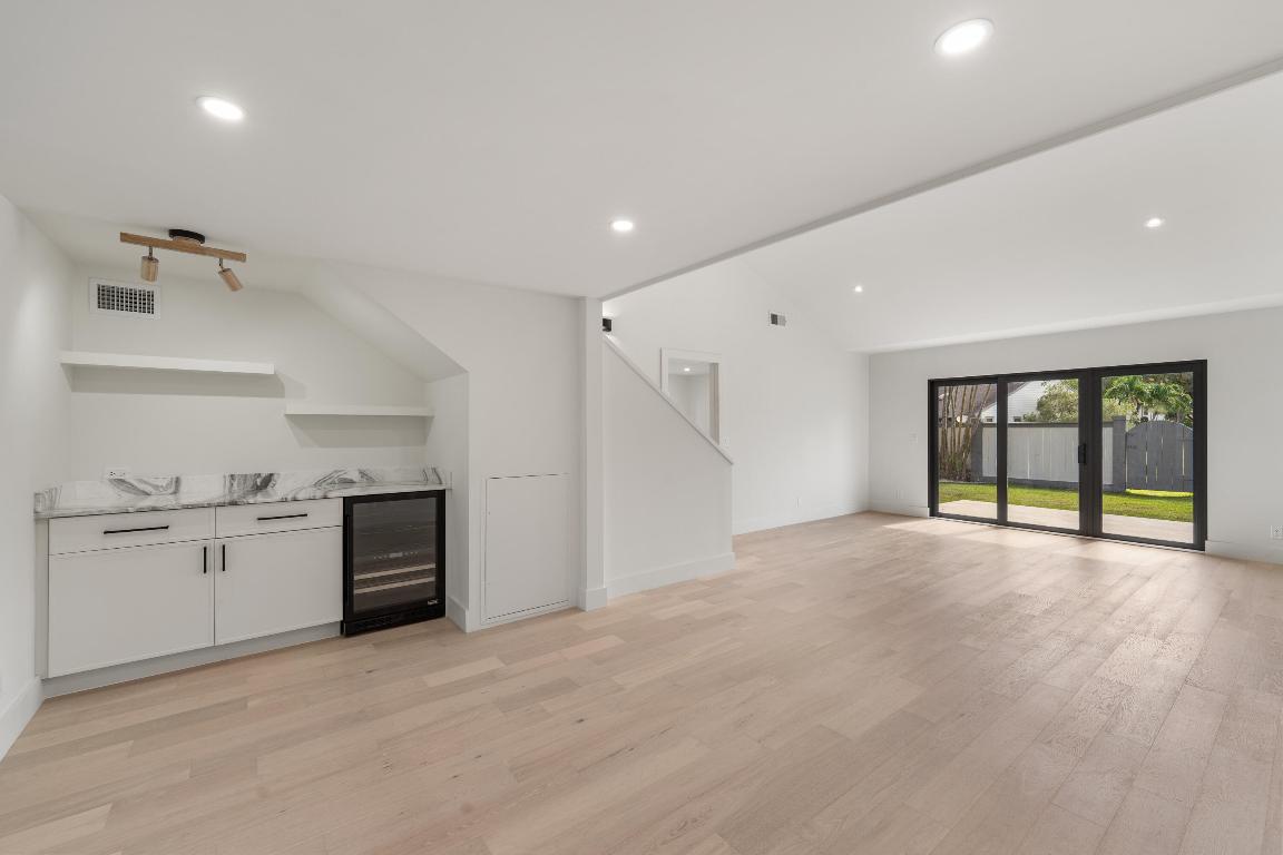 13407 Bedford Mews Court