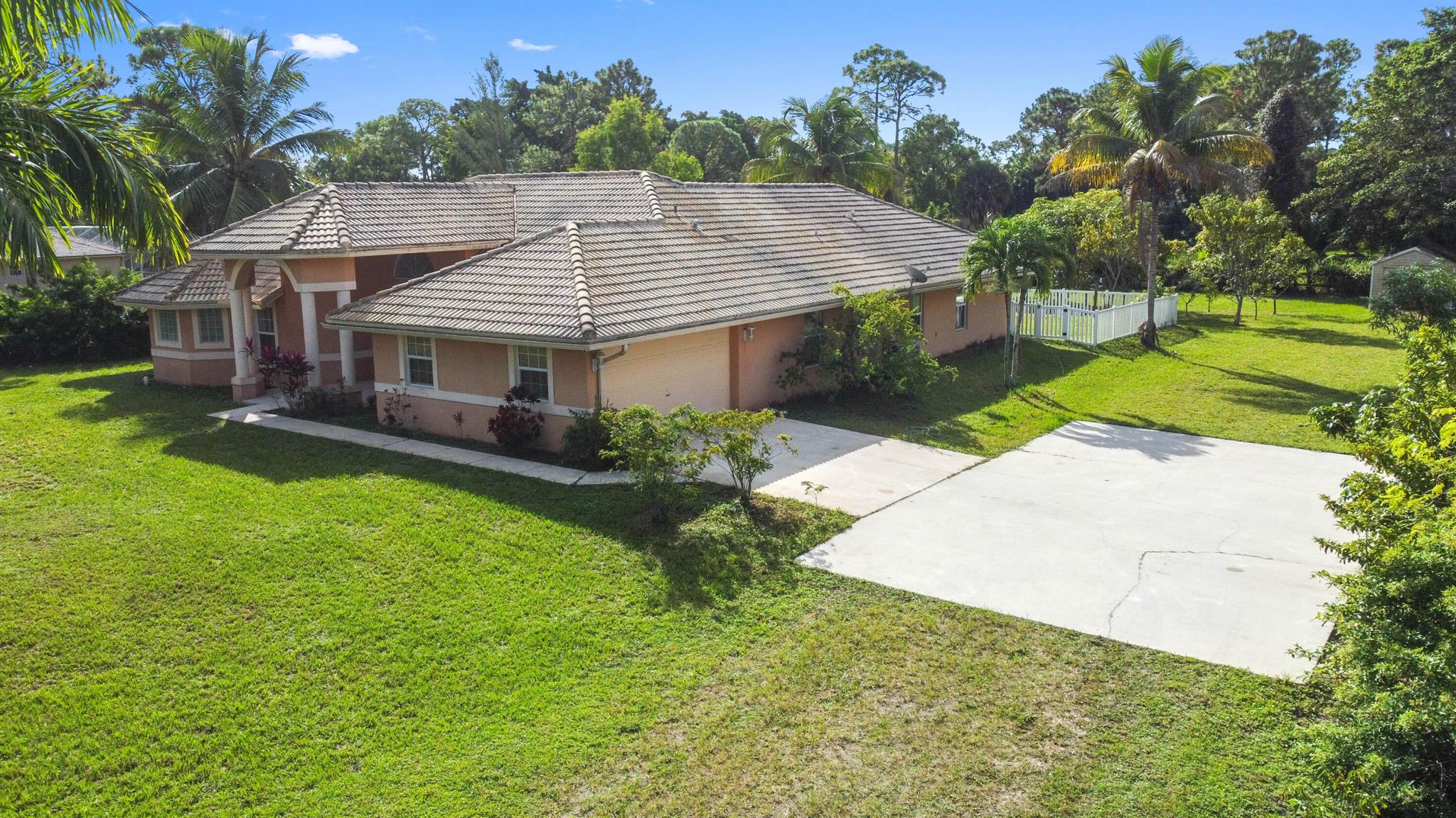 The Acreage - Residential