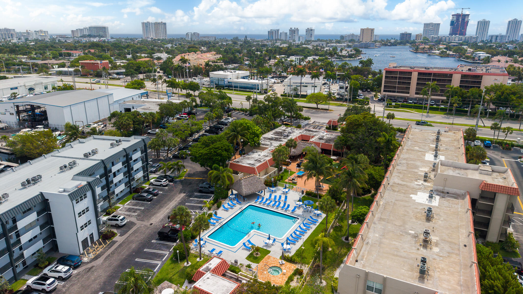 Island Club - Residential