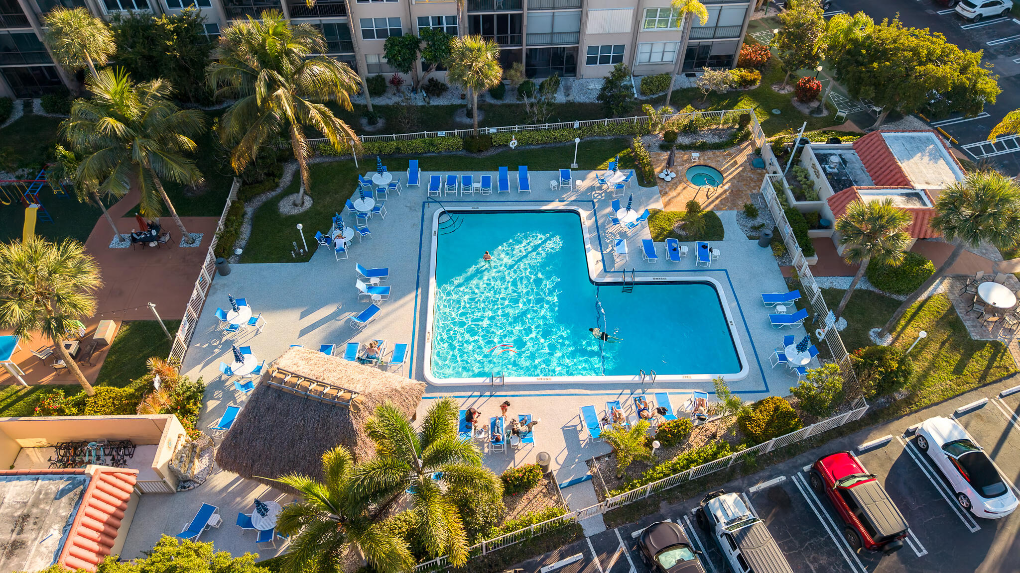 Island Club - Residential