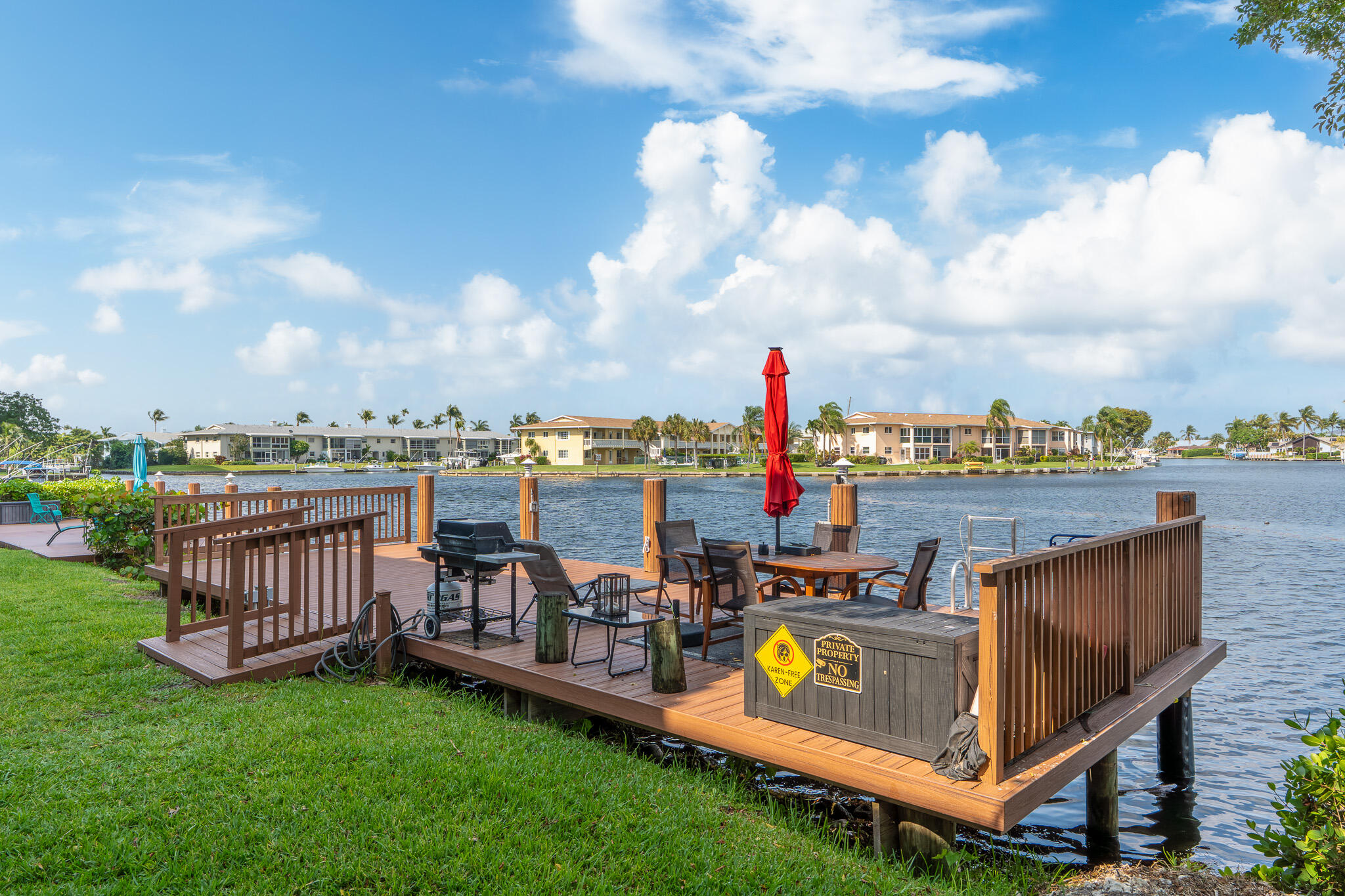 Island Club - Residential