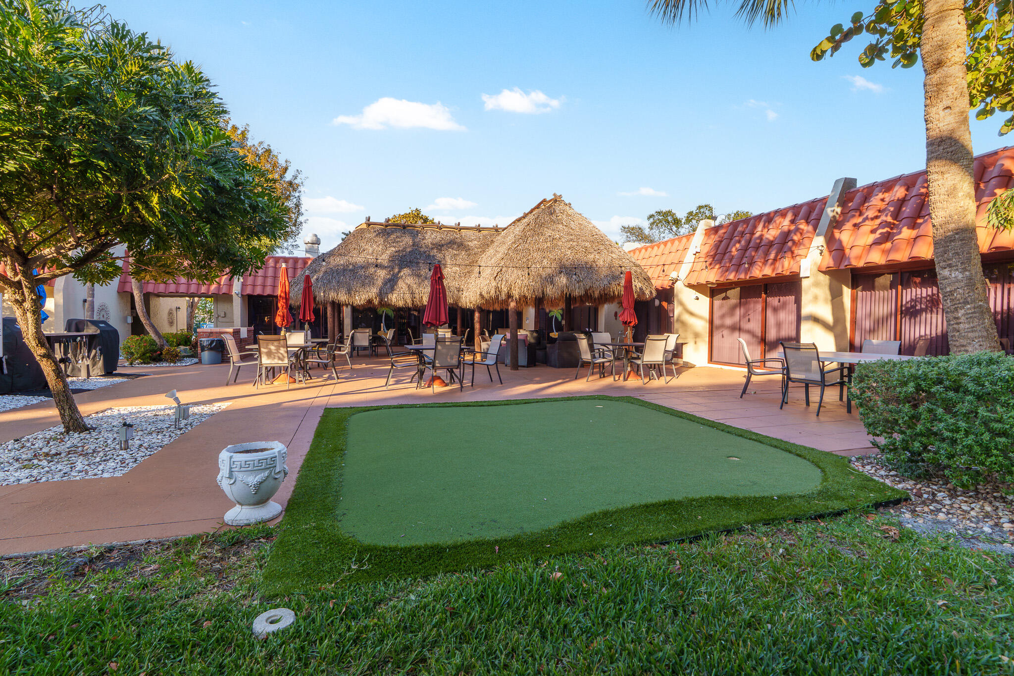 Island Club - Residential