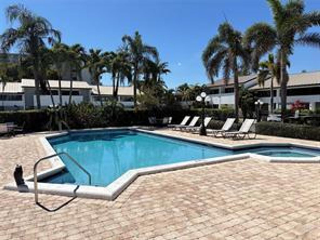 Photo of 3900 NE 18th Avenue #40h, Oakland Park, FL 33334 (MLS # B26034487)