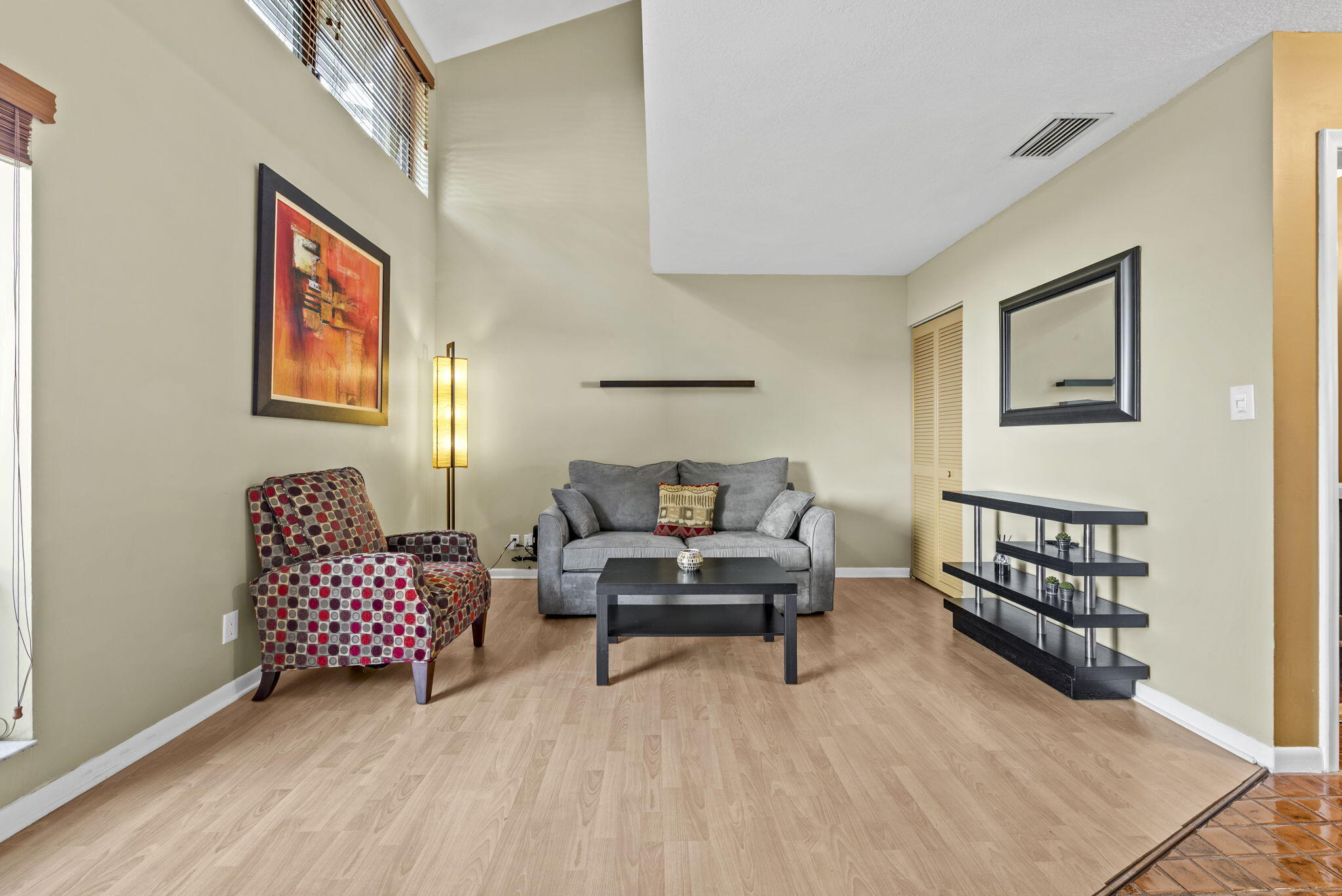 COBBLE EAST CONDO - Residential