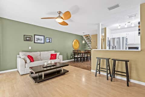 Tiny photo for 3900 NE 18th Avenue #40h, Oakland Park, FL 33334 (MLS # B26034487)