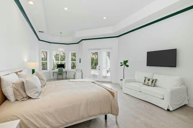 SADDLE TRAIL PARK OF WELLINGTON - Residential