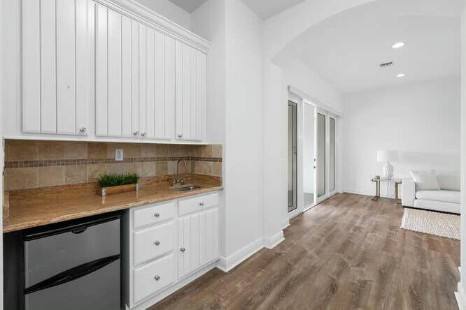 SADDLE TRAIL PARK OF WELLINGTON - Residential