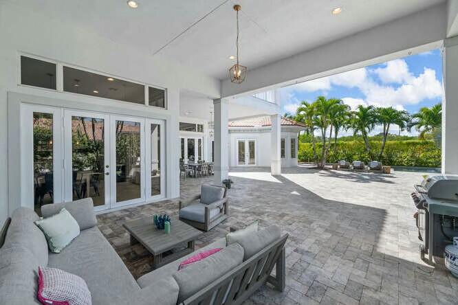 SADDLE TRAIL PARK OF WELLINGTON - Residential