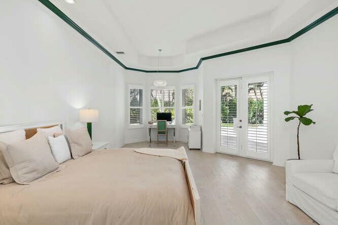 SADDLE TRAIL PARK OF WELLINGTON - Residential