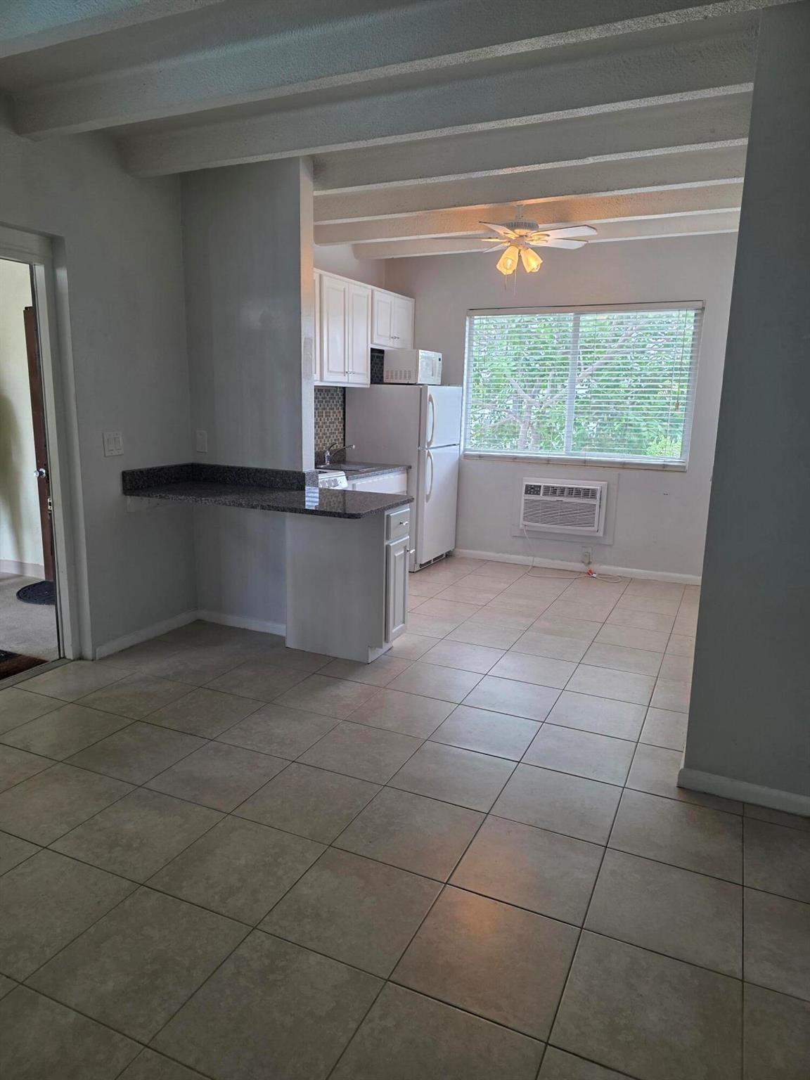 PALM BEACH SHORES - Residential Lease