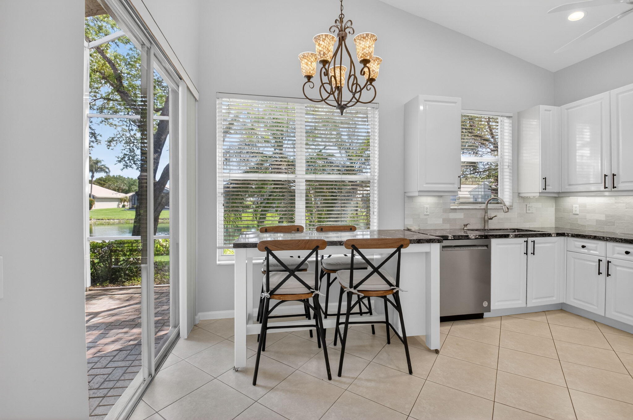 VALENCIA FALLS - Residential