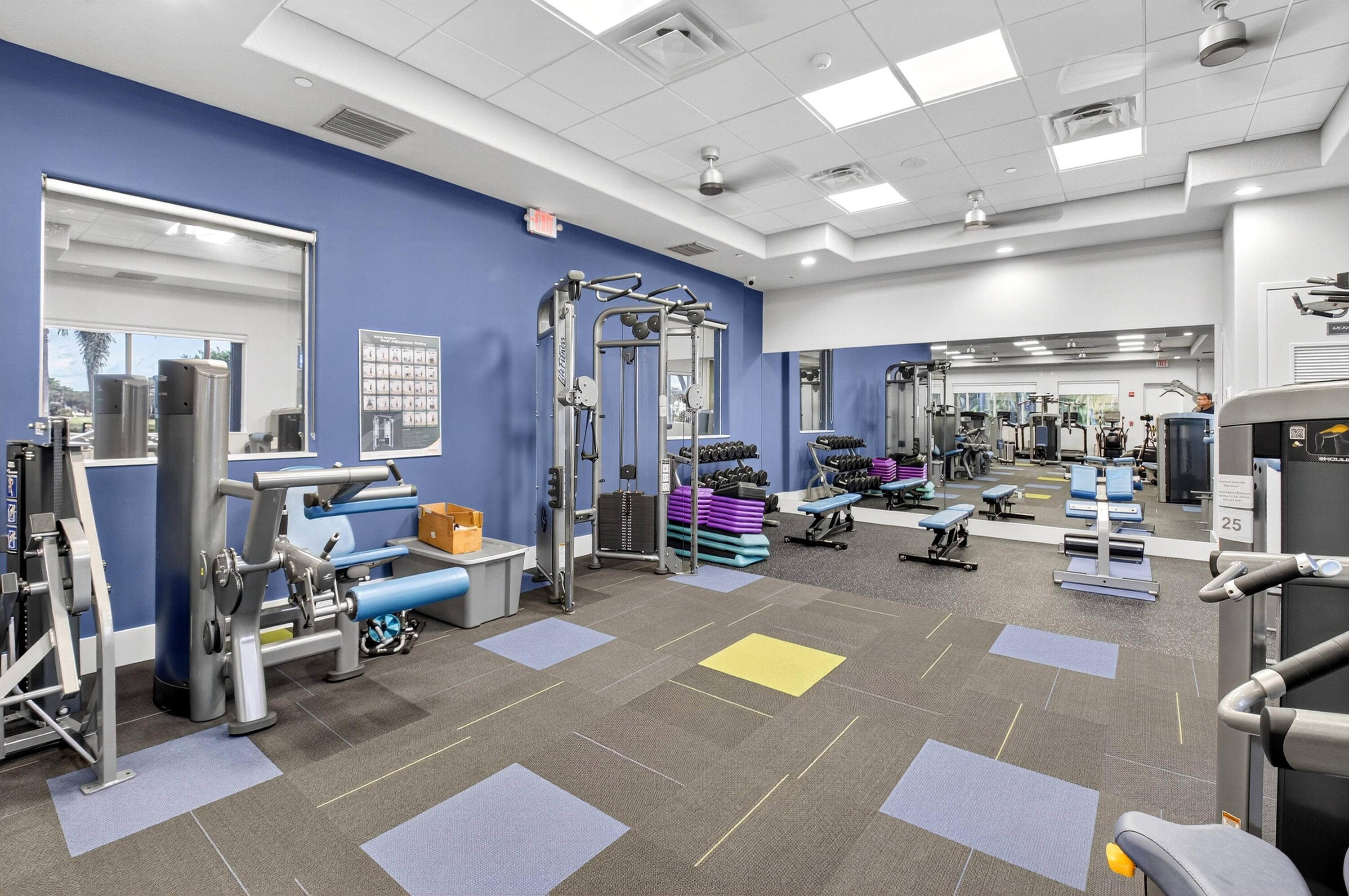 VALENCIA FALLS - Residential