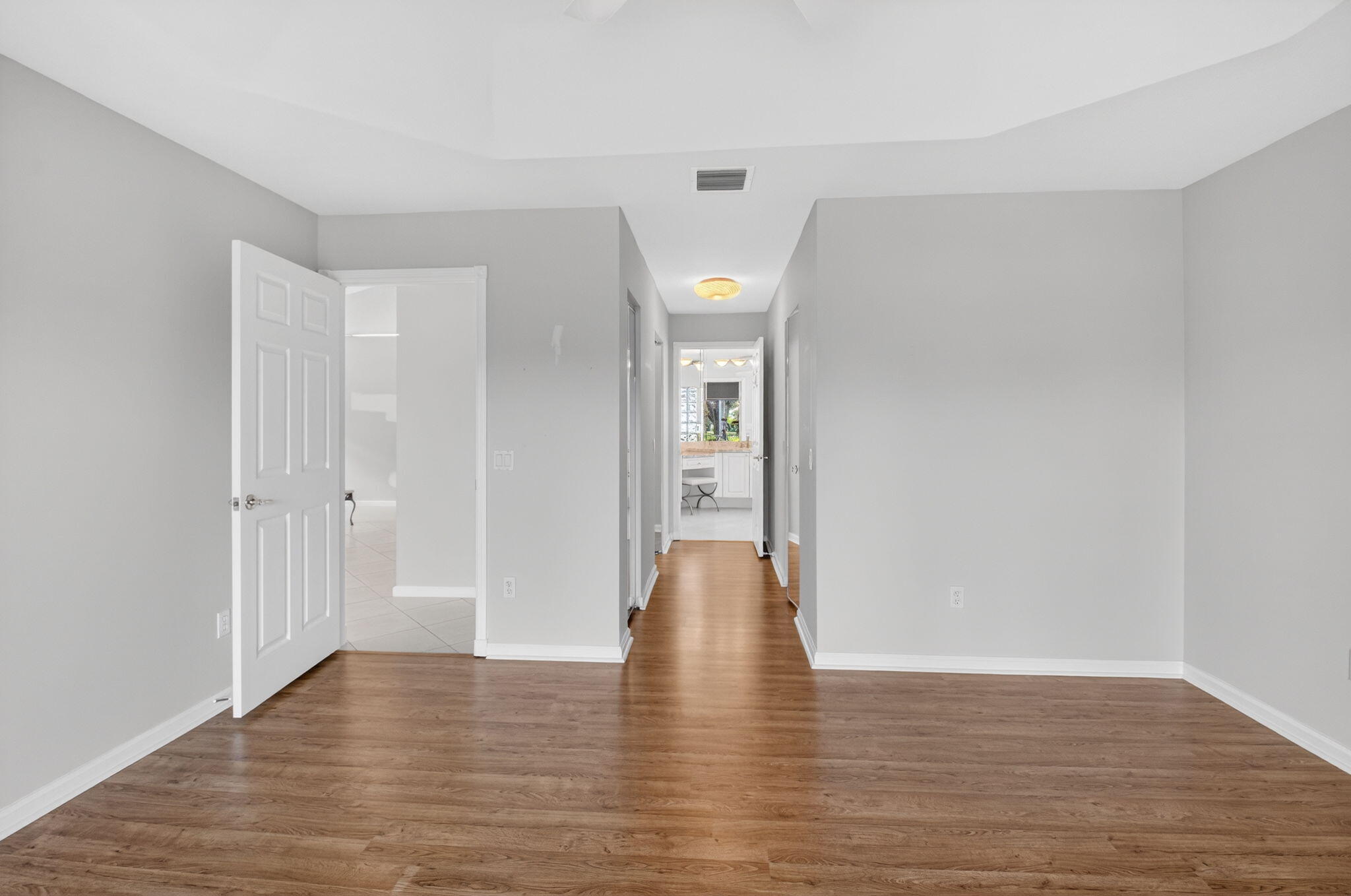 VALENCIA FALLS - Residential