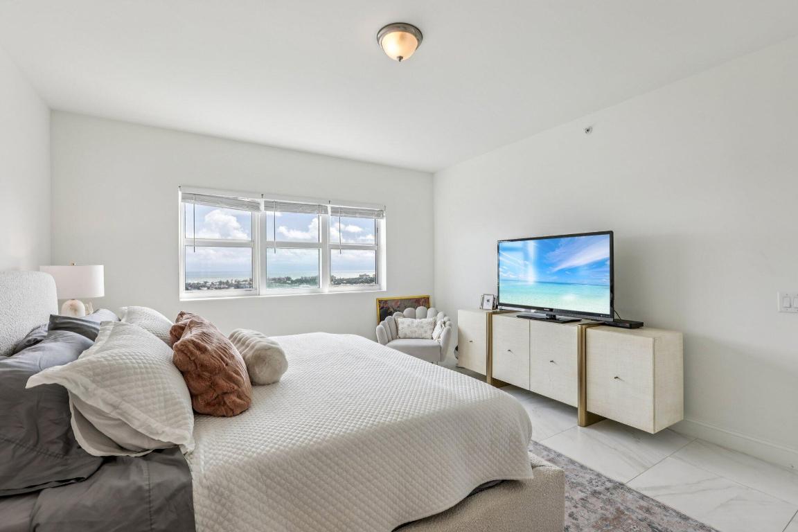 MARINA GRANDE RIVIERA BEACH CONDO - Residential