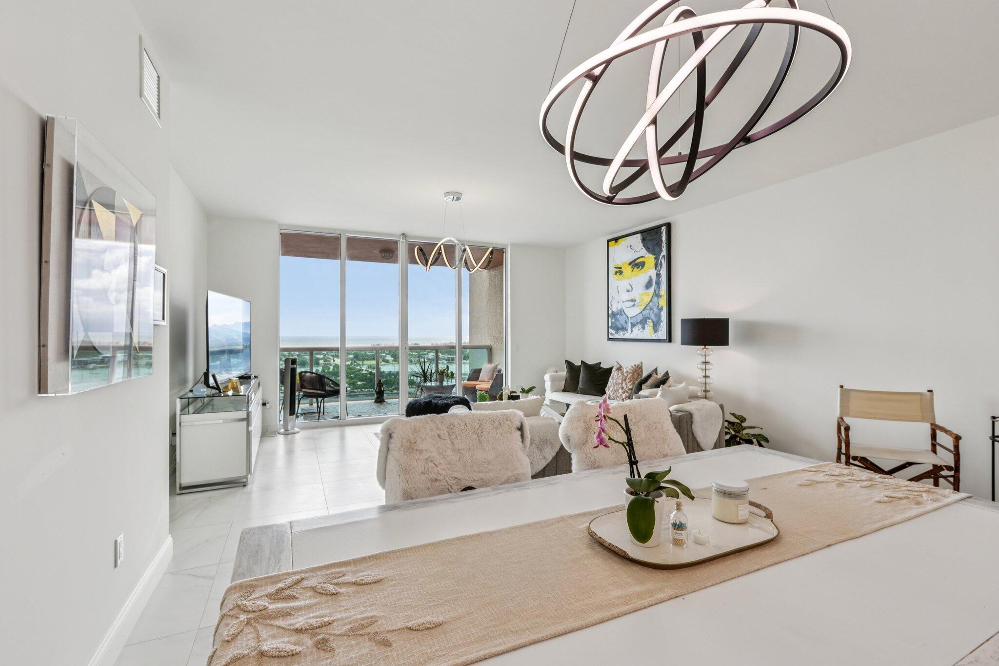 MARINA GRANDE RIVIERA BEA - Residential