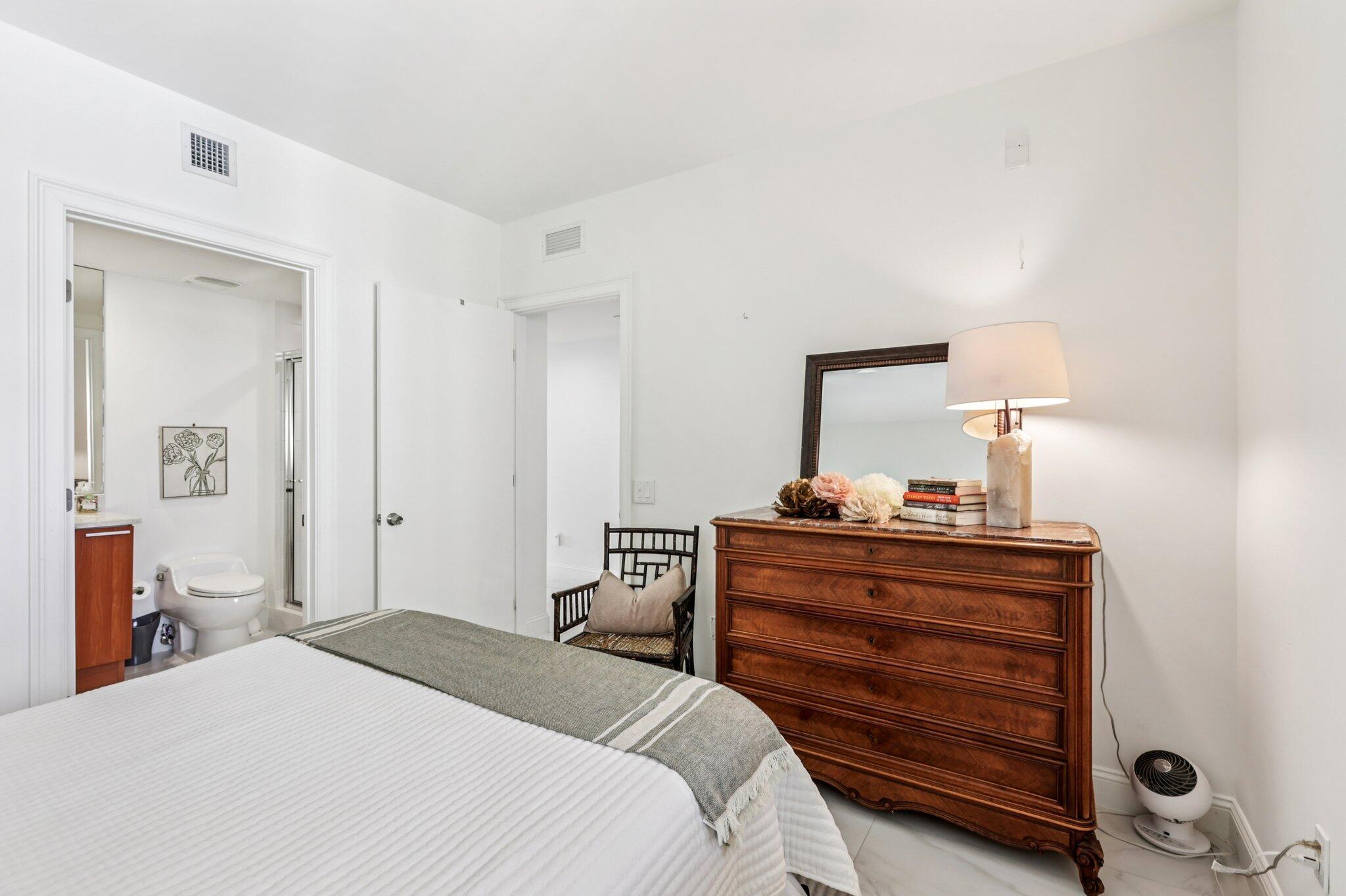 MARINA GRANDE RIVIERA BEA - Residential