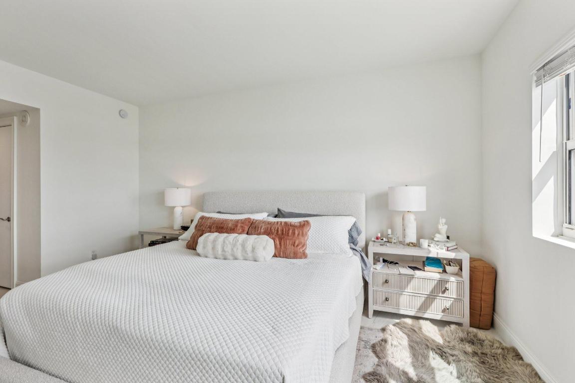 MARINA GRANDE RIVIERA BEACH CONDO - Residential