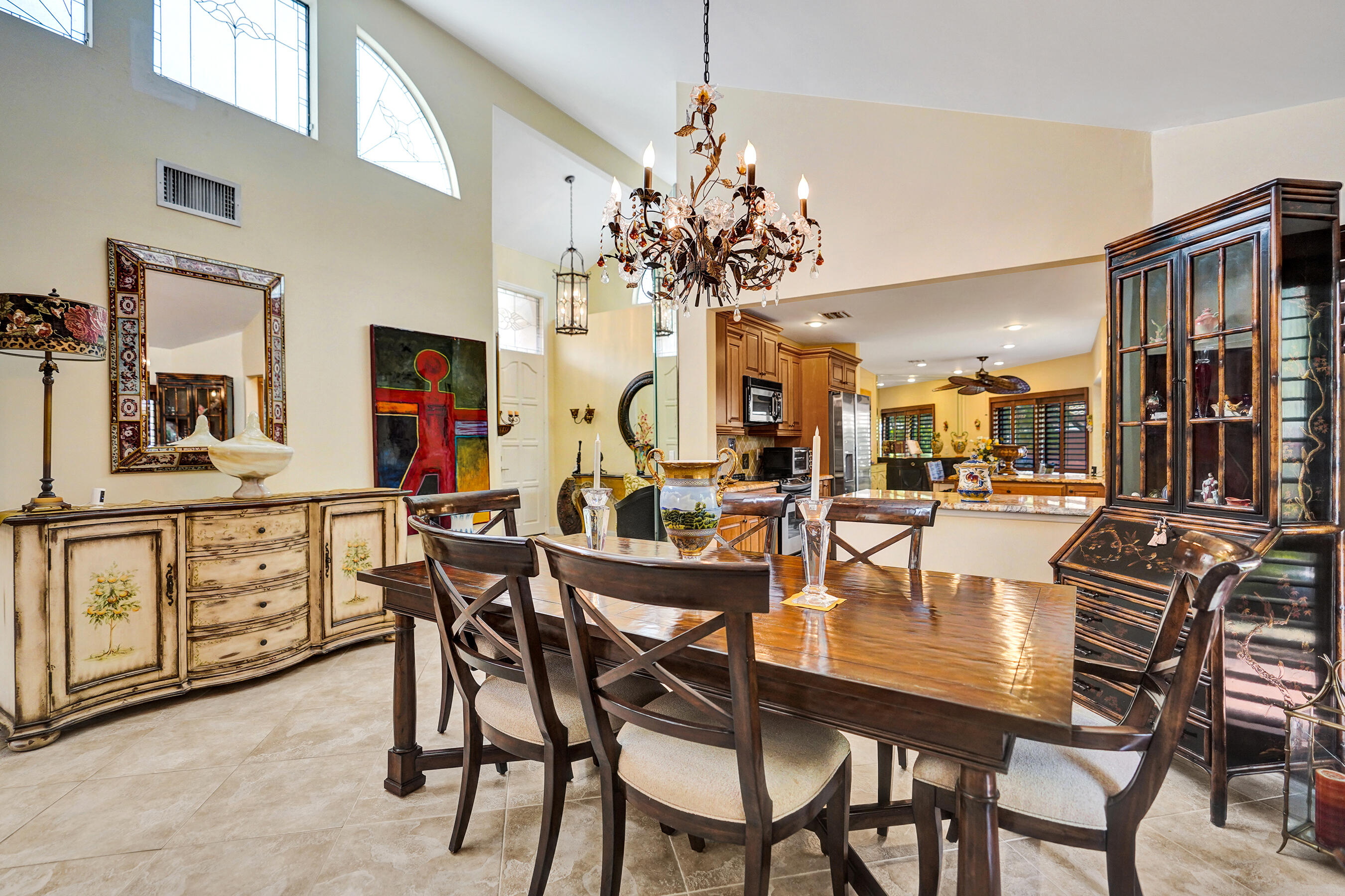 VILLA DESTE CONDO - Residential