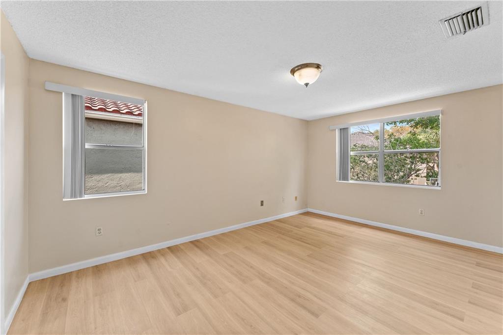 Glen Walk - Residential