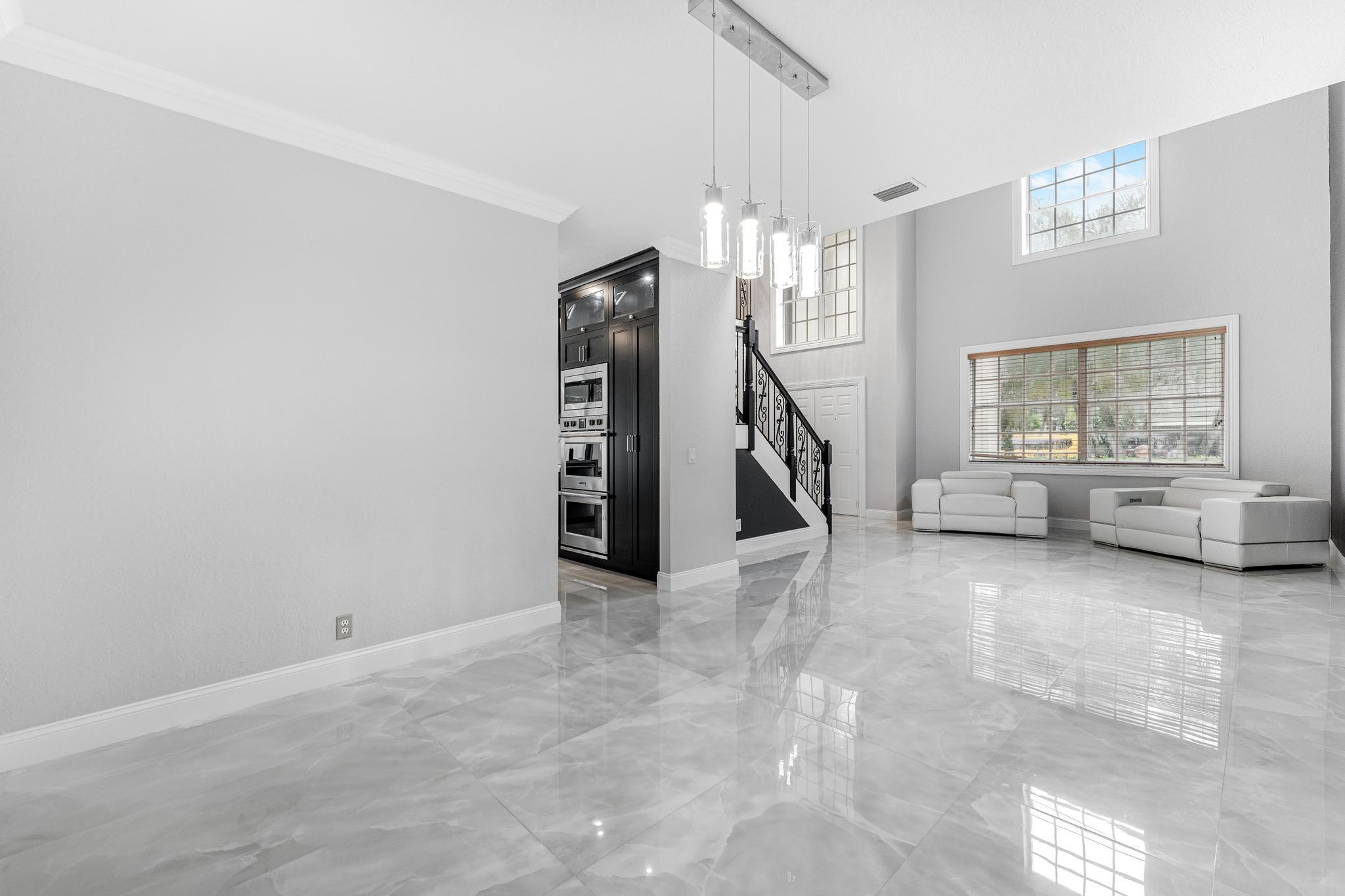 Sector 4 151-19 B - Residential