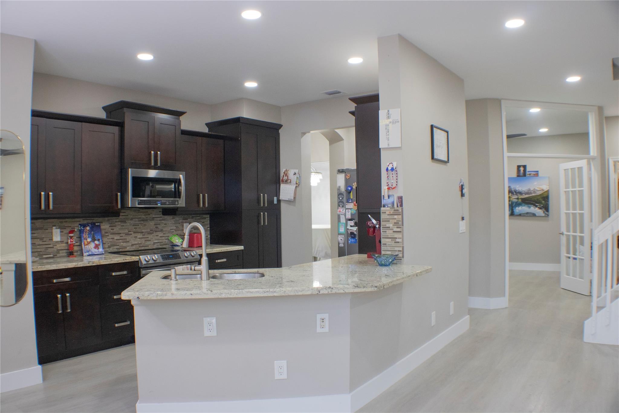 Manor Forest 04 - Residential