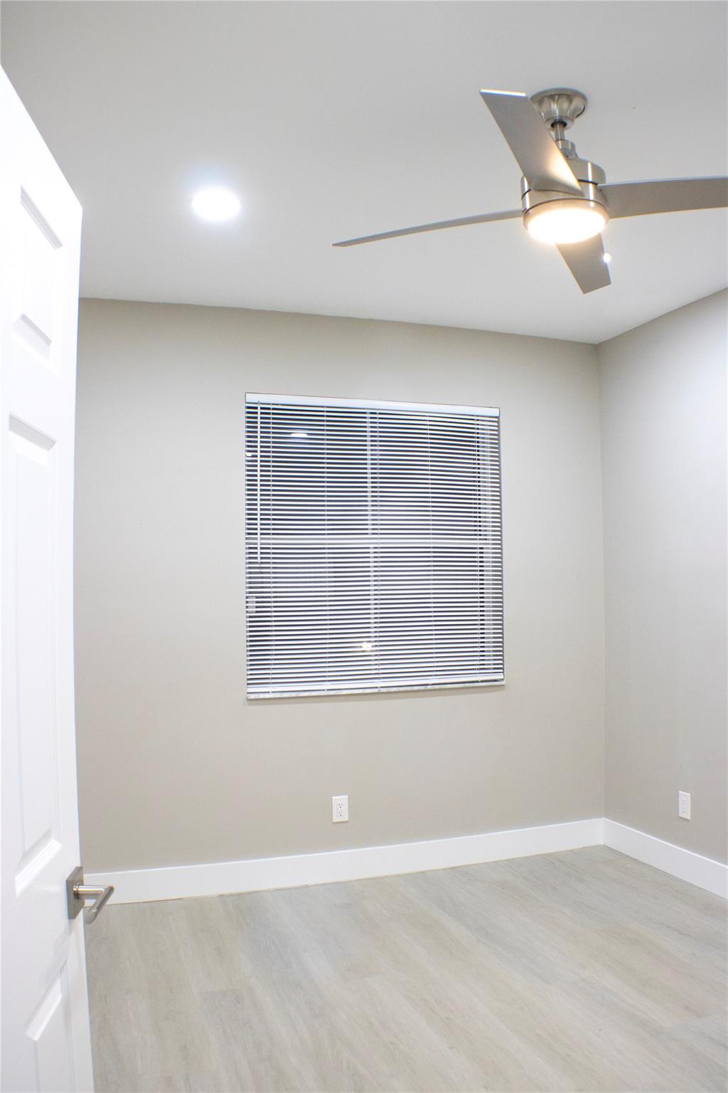 Manor Forest 04 - Residential