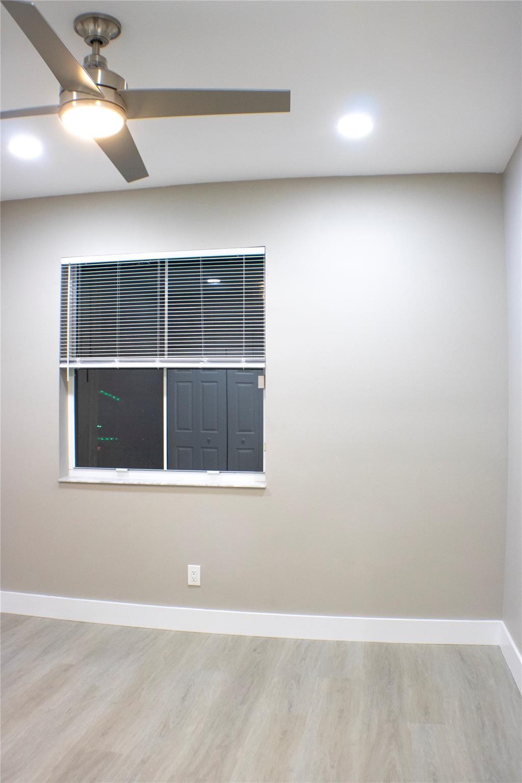 Manor Forest 04 - Residential