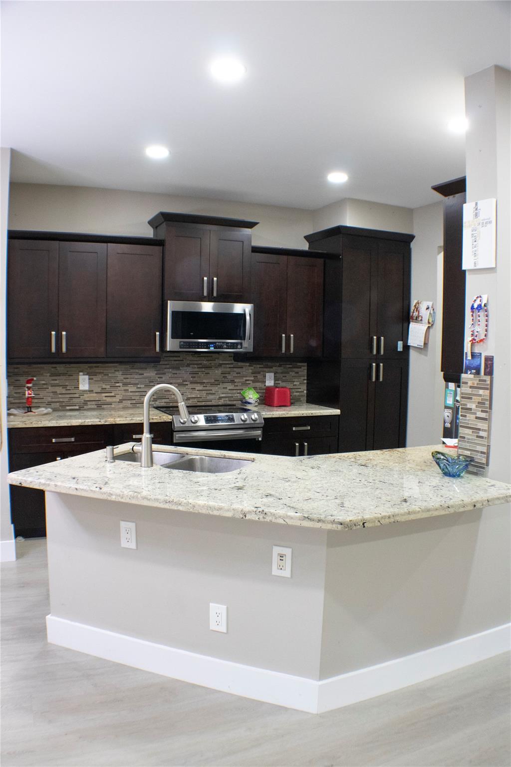 Manor Forest 04 - Residential